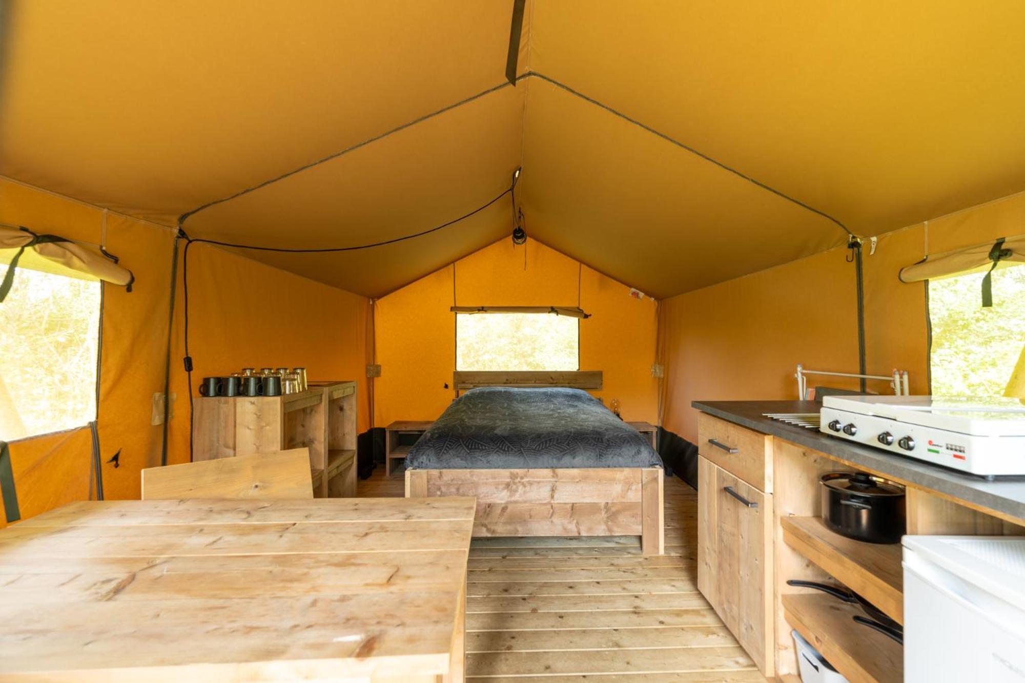 Safari Tent 1 Op Wellness Camping En B&B Stoltenborg Meddo Ngoại thất bức ảnh